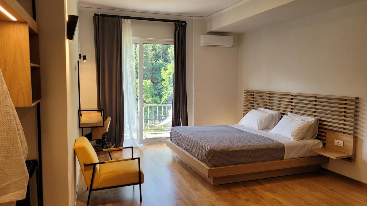 Theoxenia Hotel Andrítsaina Eksteriør billede
