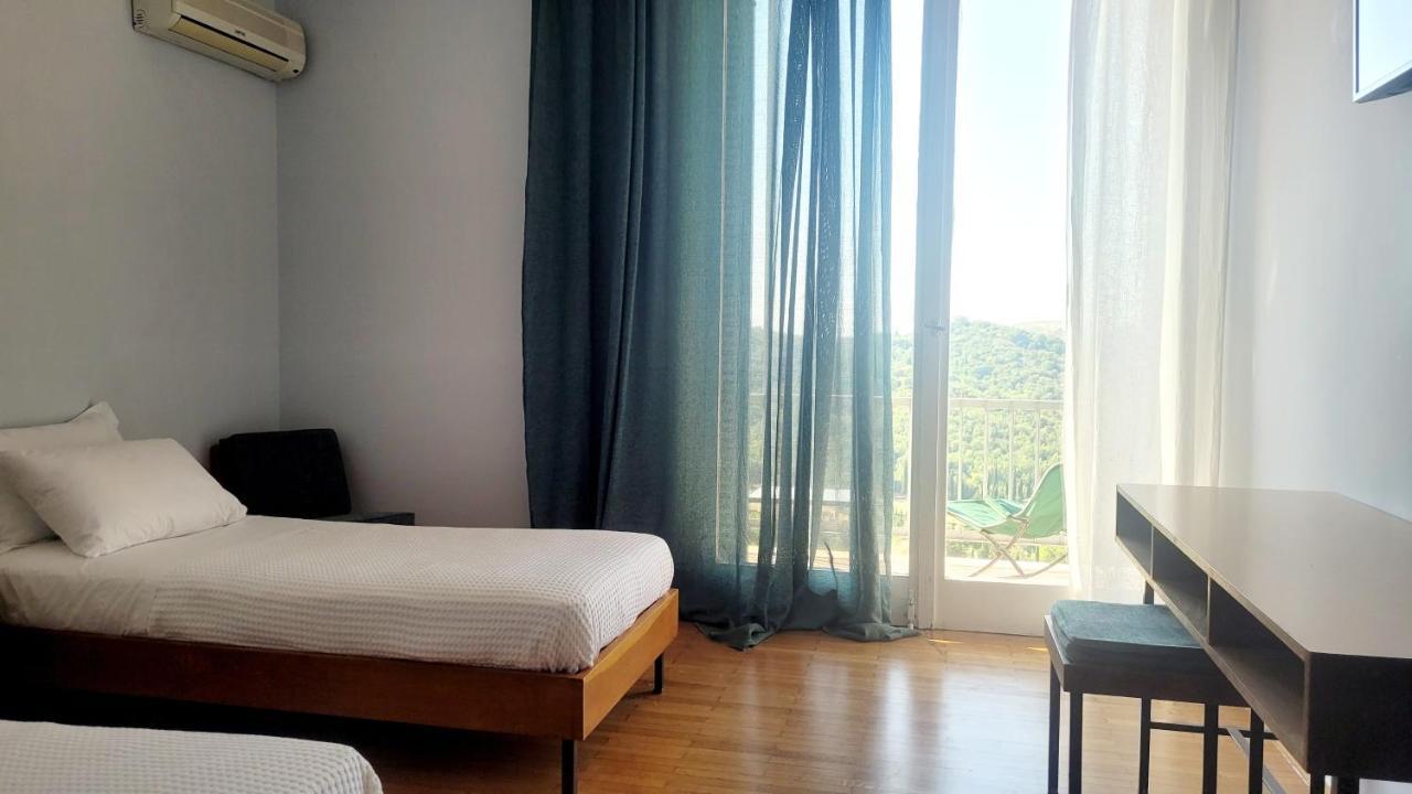 Theoxenia Hotel Andrítsaina Eksteriør billede