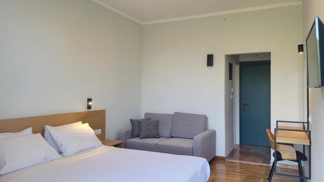 Theoxenia Hotel Andrítsaina Eksteriør billede