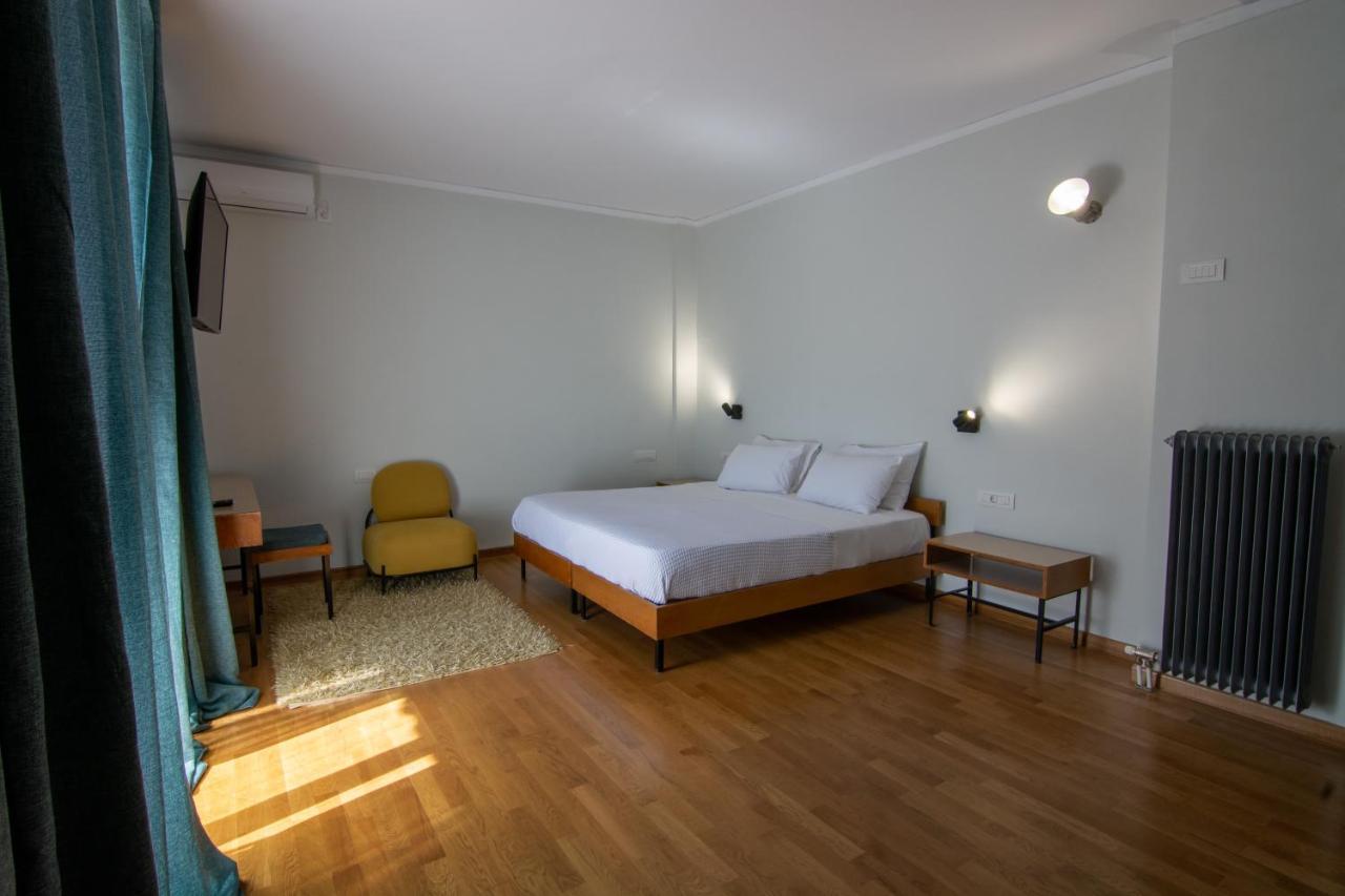 Theoxenia Hotel Andrítsaina Eksteriør billede