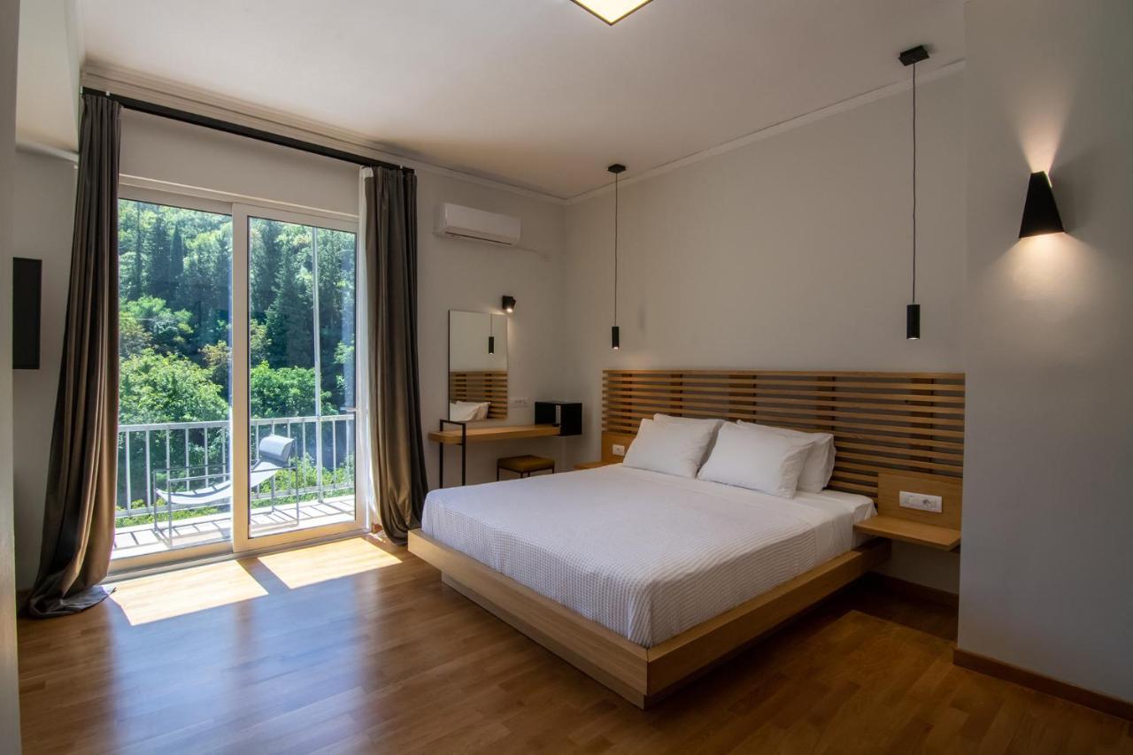 Theoxenia Hotel Andrítsaina Eksteriør billede